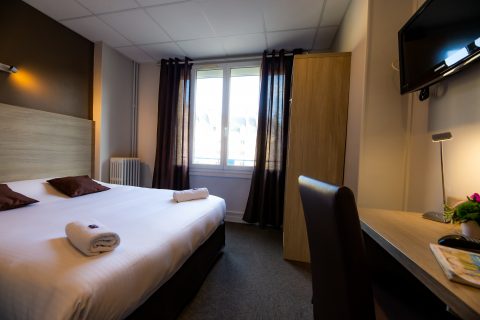 Comfort double room at the foot of the castle of Caen